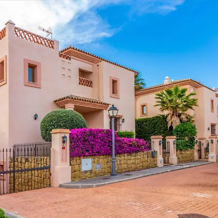 Guadalmansa Sleeps 6 With Pool And Wifi