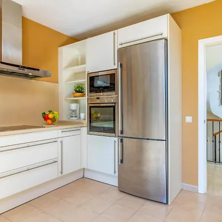 Villa Guadalmansa Sleeps 6 With Pool And Wifi