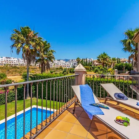 Guadalmansa Sleeps 6 With Pool And Wifi Estepona