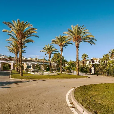 Guadalmansa Sleeps 6 With Pool And Wifi Villa Estepona