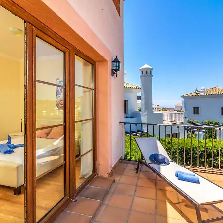 Guadalmansa Sleeps 6 With Pool And Wifi Estepona